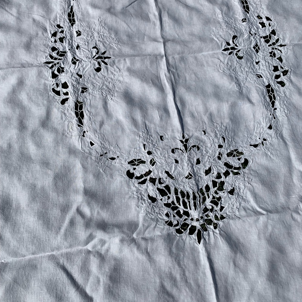 Table cloth - Picture 6 of 8